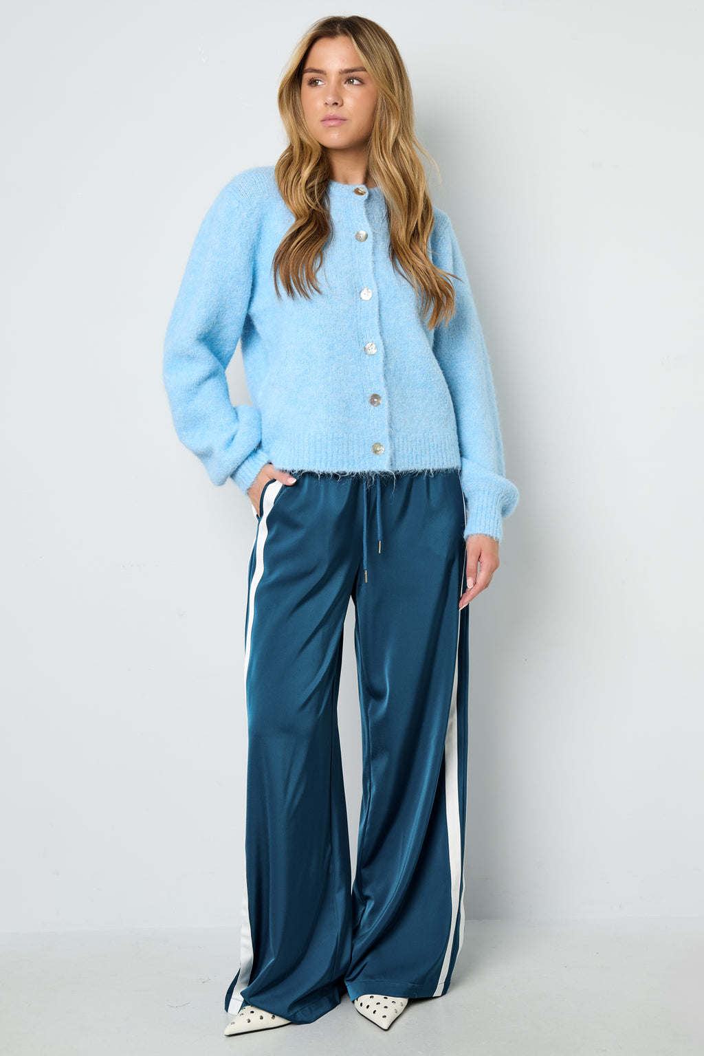 Knitted Polyester Fiber Women's Cardigan Casual Solid Color Fall/Winter